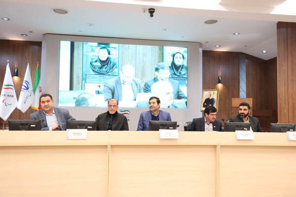 دنیامالی در پاسخ به مهر: برای بازنشسته ها تابع قانون هستیم و تبعیض نخواهیم داشت