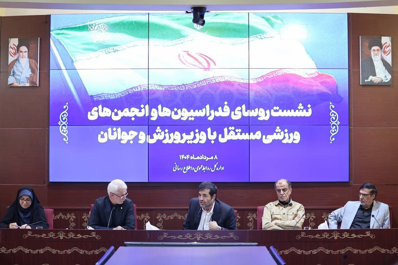 دنیامالی: چسبیده های بی اثر در ورزش باید بروند؛ جوانگرایی در هیئت ها