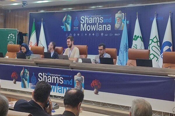 دهمین همایش بین‌المللی شمس و مولانا در خوی آغاز به‌کار
کرد