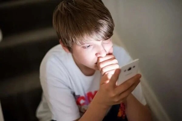 دوستی‌های مجازی می‌تواند دردسرساز شود؛ توصیه‌های پلیس فتا