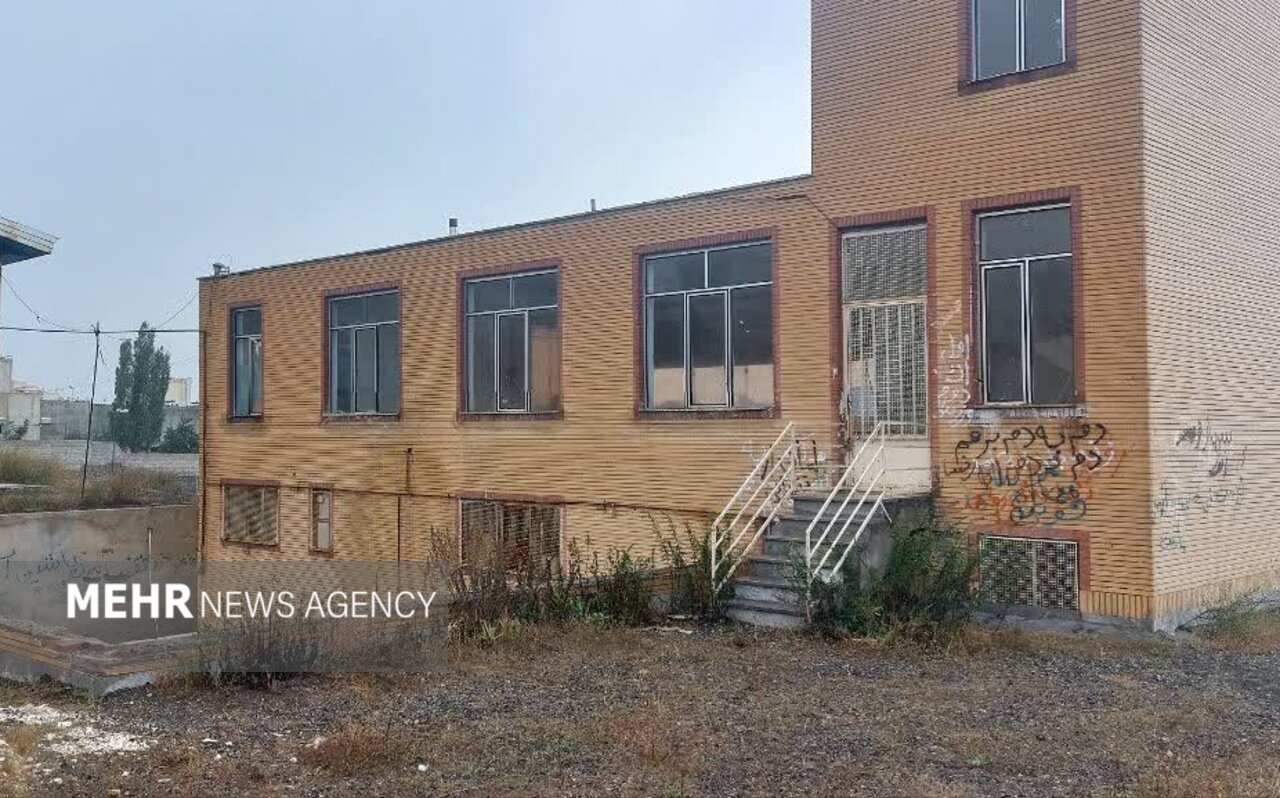 دولت به داد ورزشگاههای مستهلک برسد/چالش مخروبههای ورزشی درنمین