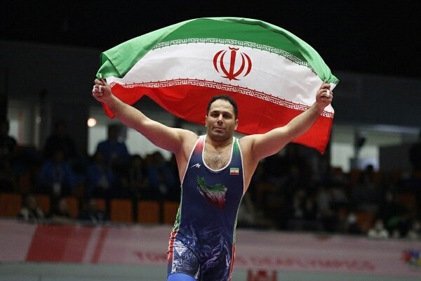 دومین مدال طلا برای کاروان ایران؛ ربیع زاده قهرمان شد