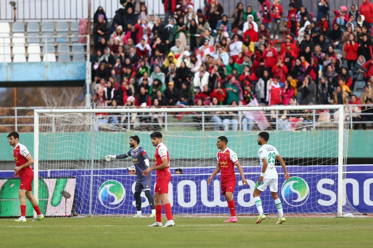 دیدار آلومینیوم و پرسپولیس با حضور تماشاگران برگزار میشود