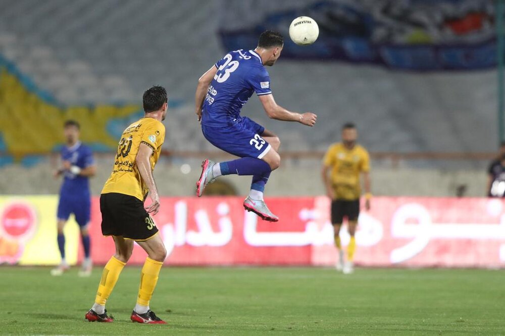 دیدار استقلال و سپاهان جای اشتباه نیست/ قدر «دیاباته» را ندانستند