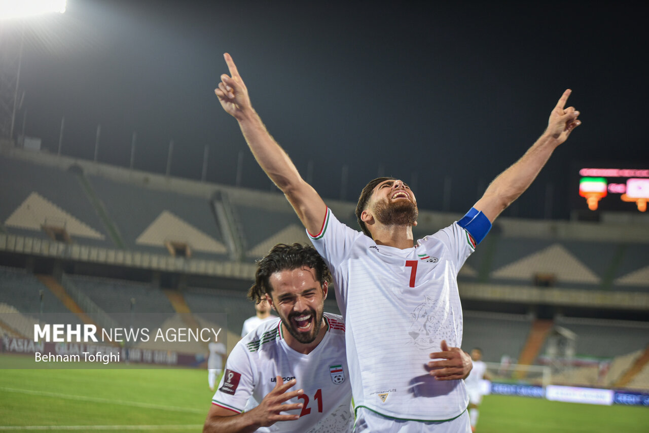 دیدار تیم های فوتبال ایران و کره جنوبی