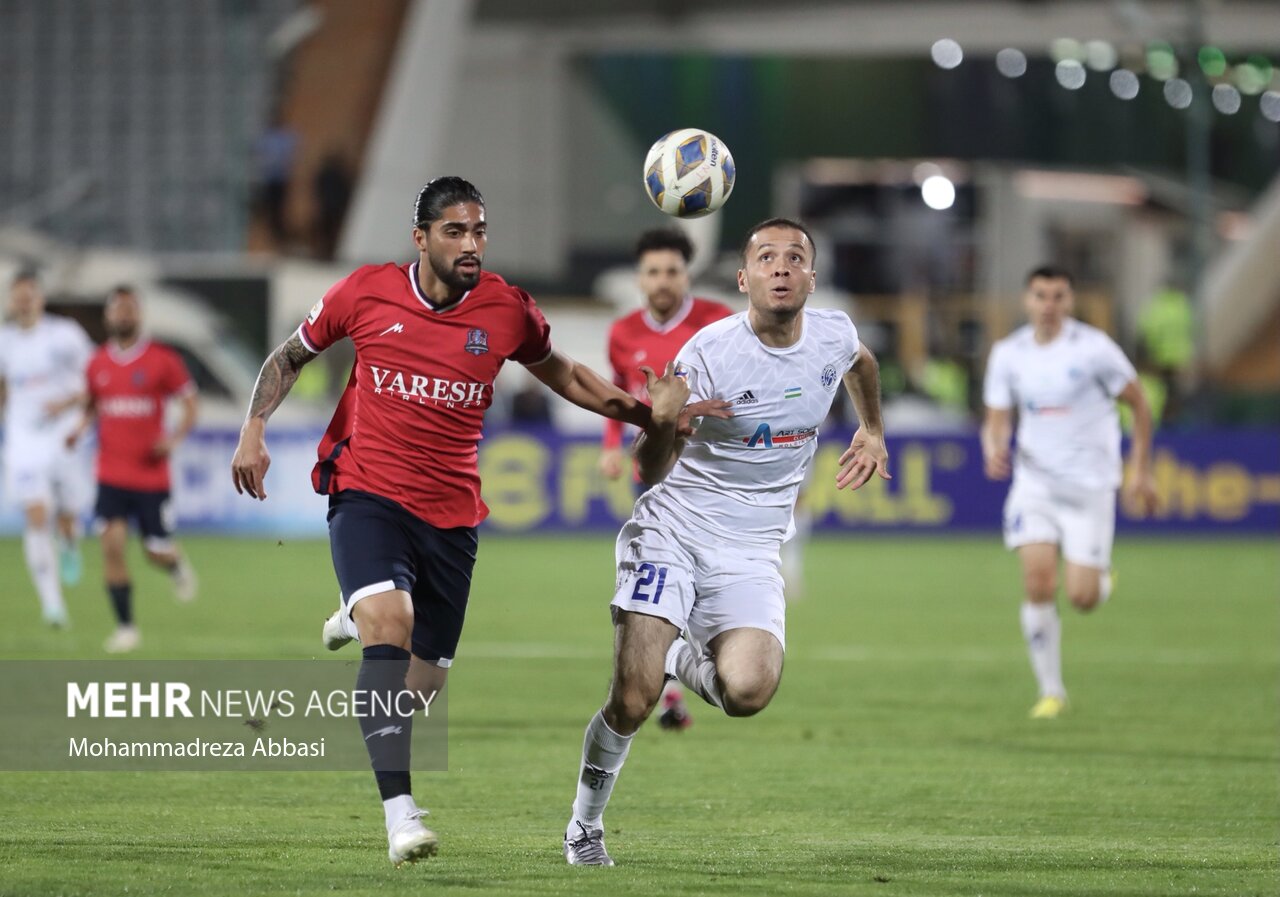 دیدار تیم های فوتبال نساجی مازندران و نوبهارازبکستان