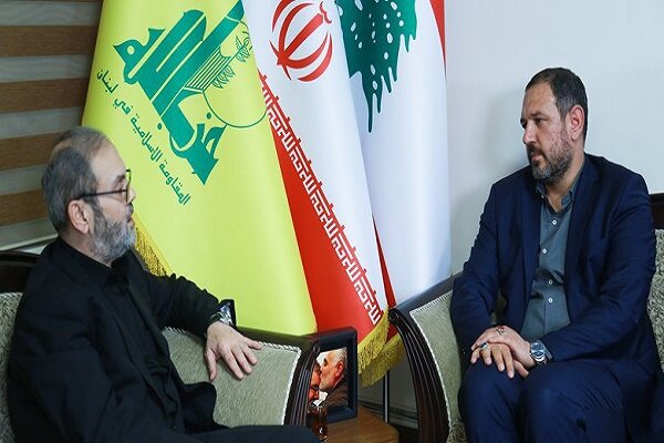 دیدار رئیس شورای عالی استان‌ها با نماینده حزب‌الله در
ایران