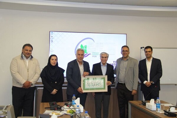 دیدار رئیس فدراسیون ورزش‌های ناشنوایان با سیاست‌مدار برجسته