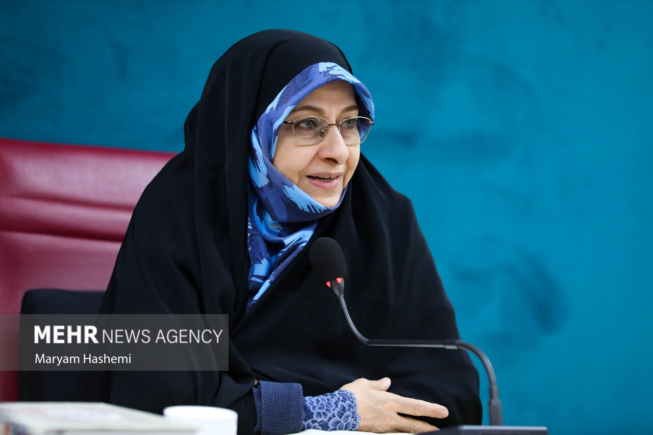 دیدار معاون رییس جمهور در امور زنان و خانواده با وزیرکارارمنستان