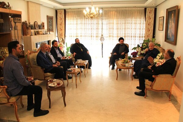 دیدار معاون شهردار تهران با اسقف ارامنه