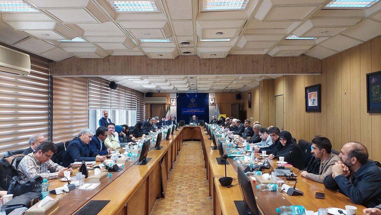 دیدار والدین فعال انجمن اولیا و مربیان با وزیر آموزش وپرورش