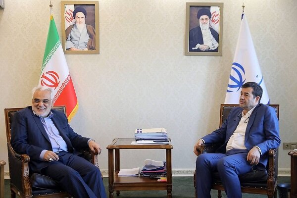 دیدار وزیر ورزش و جوانان با رییس دانشگاه آزاد اسلامی