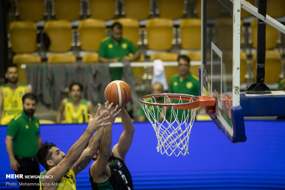 ذوب آهن در اولین دیدار نیمه نهایی برابر نظم آوران پیروز شد