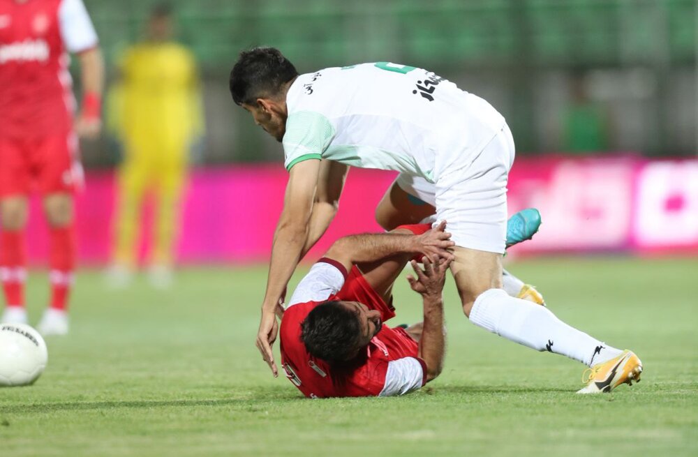 ذوب آهن دو امتیاز از دست داد/ رفسنجان با امتیاز از اصفهان برگشت