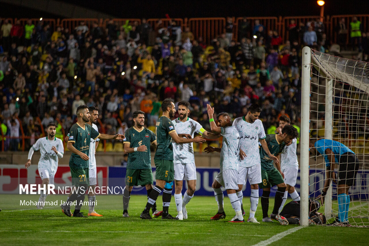 ذوب‌آهن اصفهان یک مس رفسنجان ۲