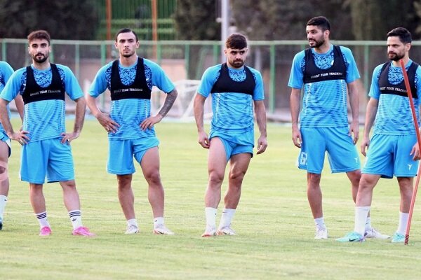 ذوبآهن با چهرهای نو و ثبات گرایی در لیگ برتر
فوتبال