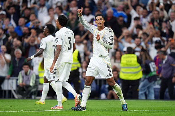 رئال مادرید الکلاسیکو جذاب را برد/ بارسلونا مغلوب ستارههای حریف شد