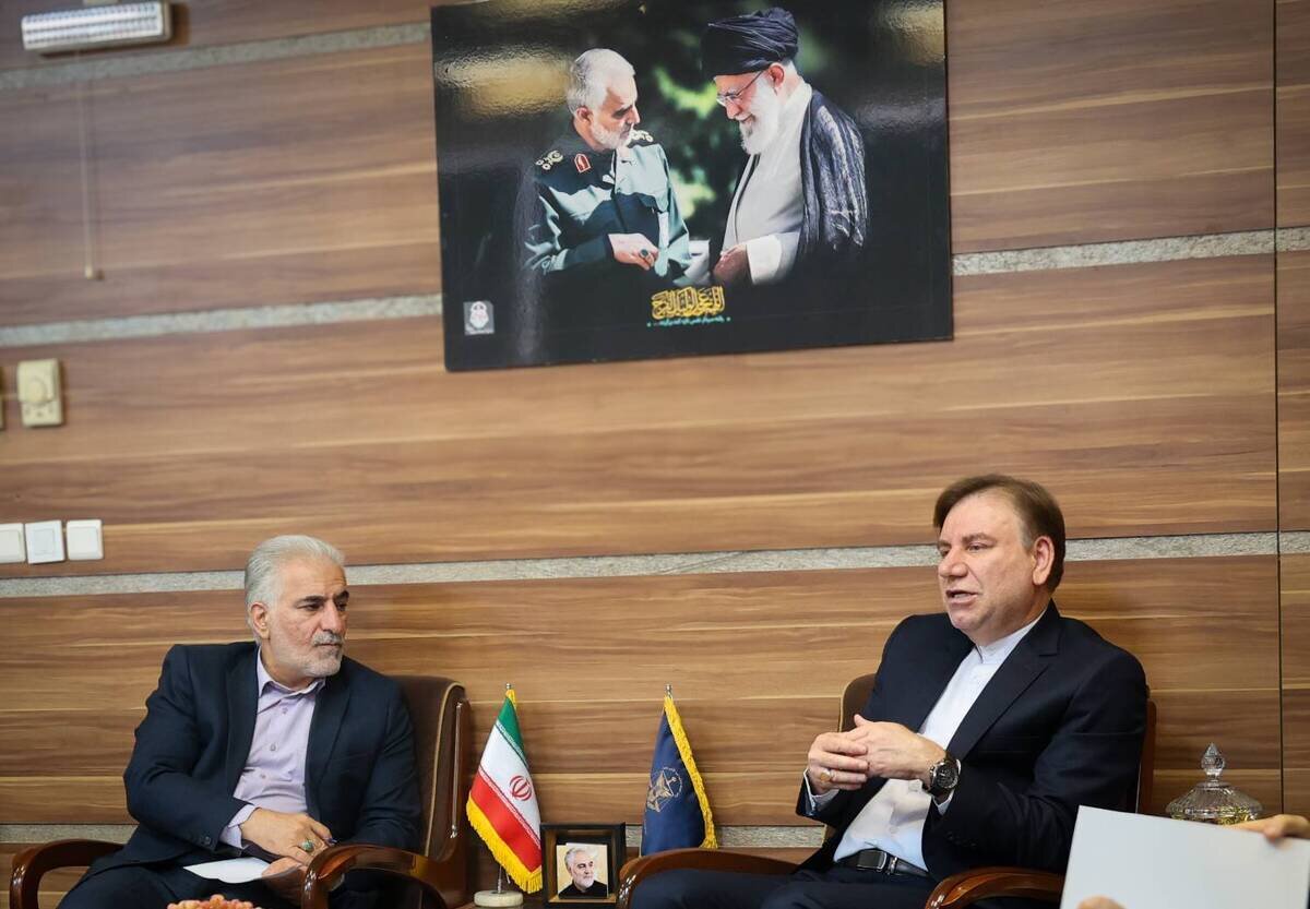 رئیس سازمان زندان‌ها و استاندار بوشهر دیدار و گفتگو کردند
