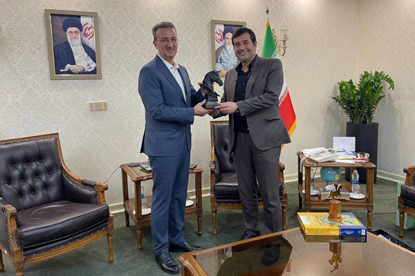 رئیس فدراسیون سوارکاری با وزیر ورزش و جوانان دیدارکرد