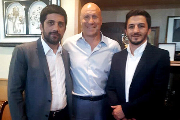 رئیس و نایب رئیس فدراسیون کشتی راهی نروژ شدند