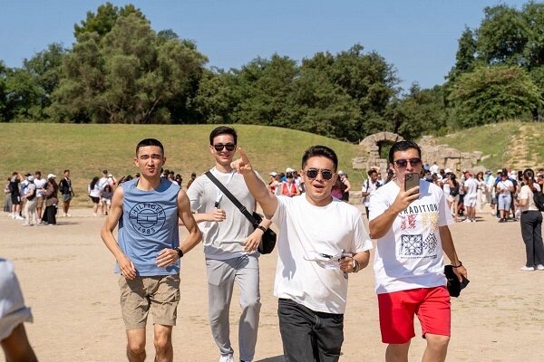 رادین خیام تنها نماینده ورزش ایران در نشست رهبران جوان المپیک