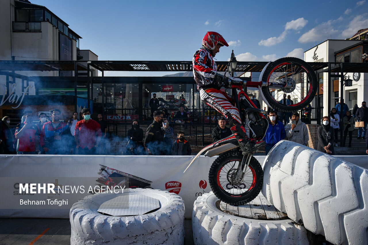 راند نهایی مسابقات قهرمانی موتور تریال