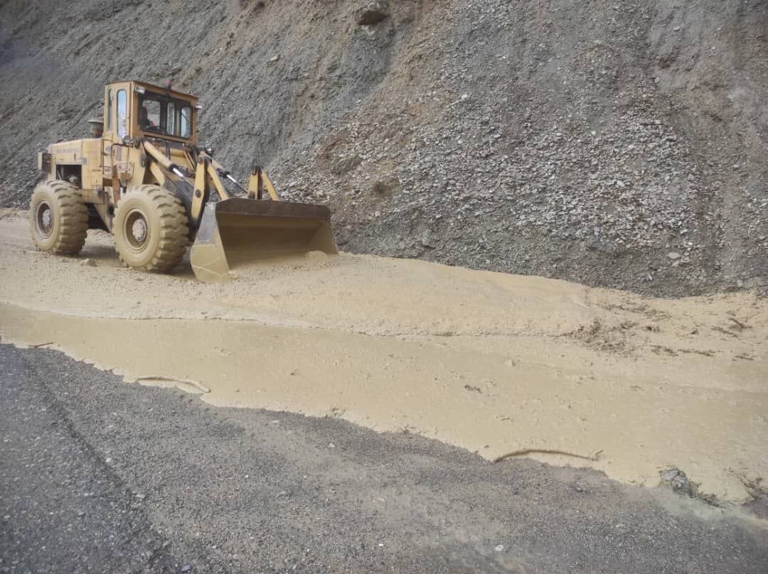 رانش زمین در مسیر پیرانشهر-میرآباد