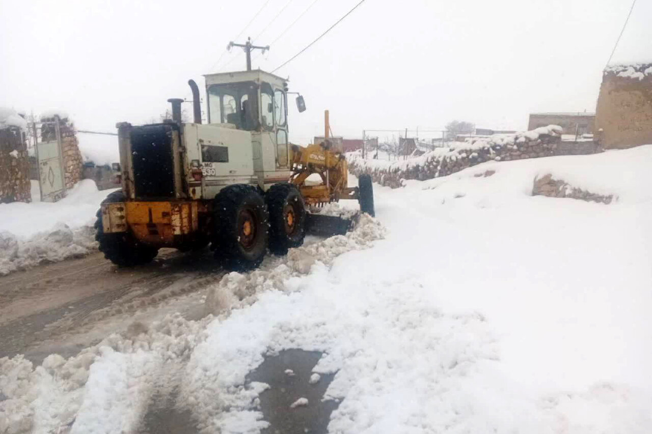 راه ارتباطی ۷۹ روستا توسط راهداران آذربایجان غربی بازگشایی شد