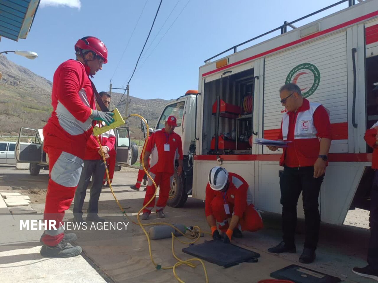 راهاندازی تیمهای واکنش سریع یک نقطه امید برای مردم و هلال احمر