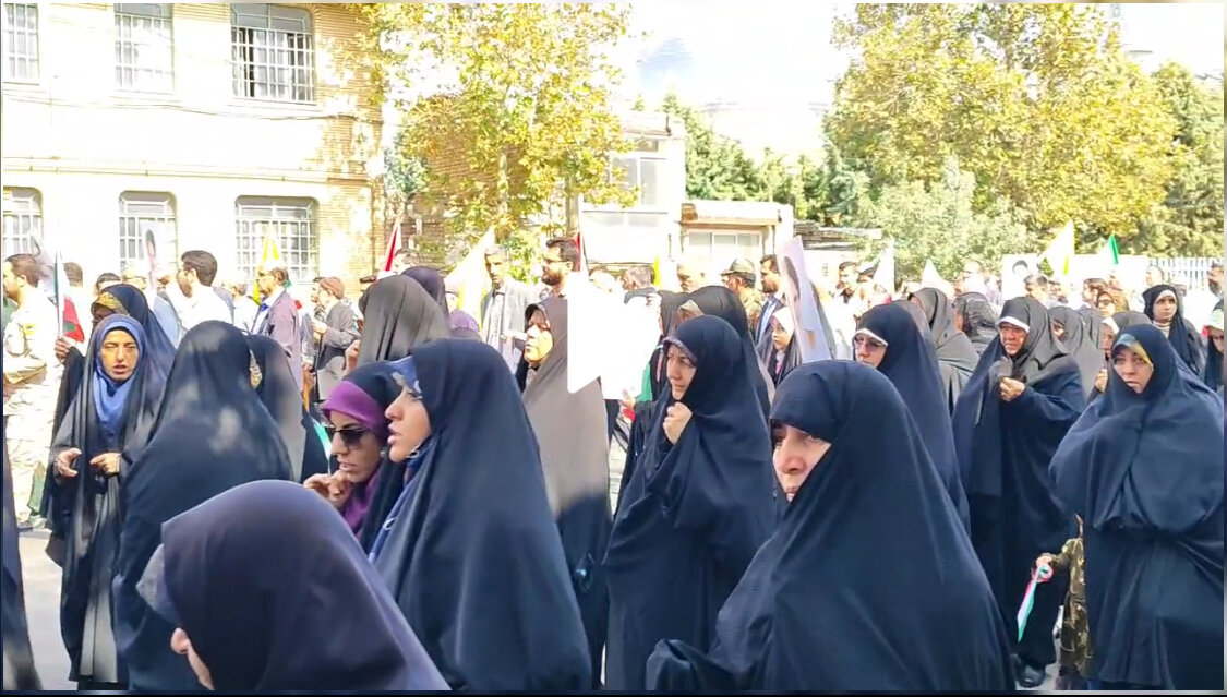 راهپیمایی مردم ارومیه در حمایت از مردم لبنان در ارومیه
برگزار شد