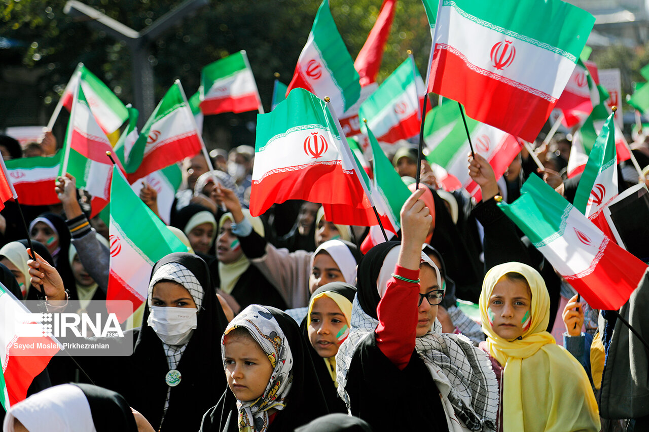 راهپیمایی یوم الله ۱۳ آبان- سنندج