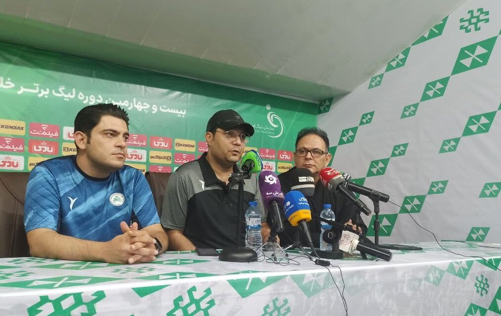 ربیعی: یک تیم دائم السفر هستیم/ ناراحت هستم ولی اهل گلایه
نیستم!