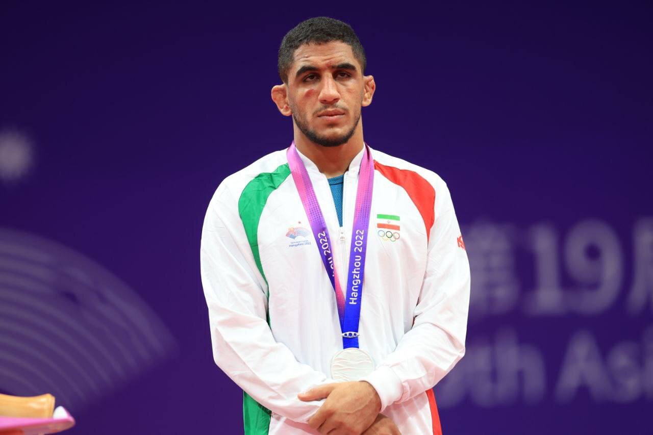 رحمان عموزاد نقرهای شد/مصدومیت آزادکار ایران