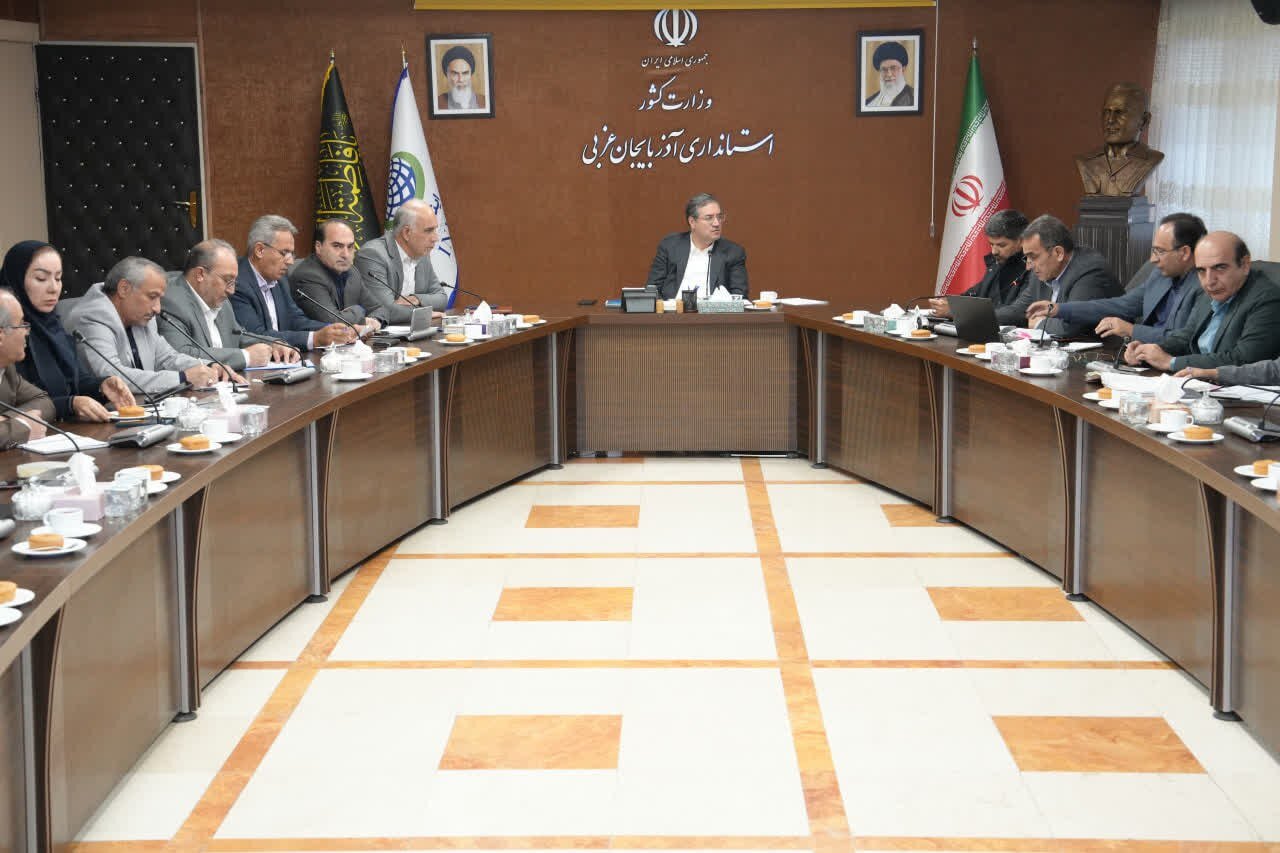 رحمانی: مدیریت برداشت نمک دریاچه ارومیه بر پایه اصول فنی باشد