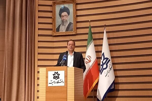 رحمانی: معیشت مردم یکی از مسائل مهم در خصوص احیای دریاچه ارومیه است