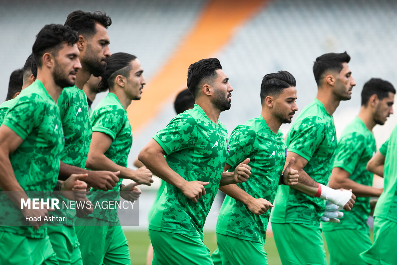 رحمتی پیگیر وضعیت سلامت بازیکنان نساجی/غیبت قطعی یک مدافع ووینگر