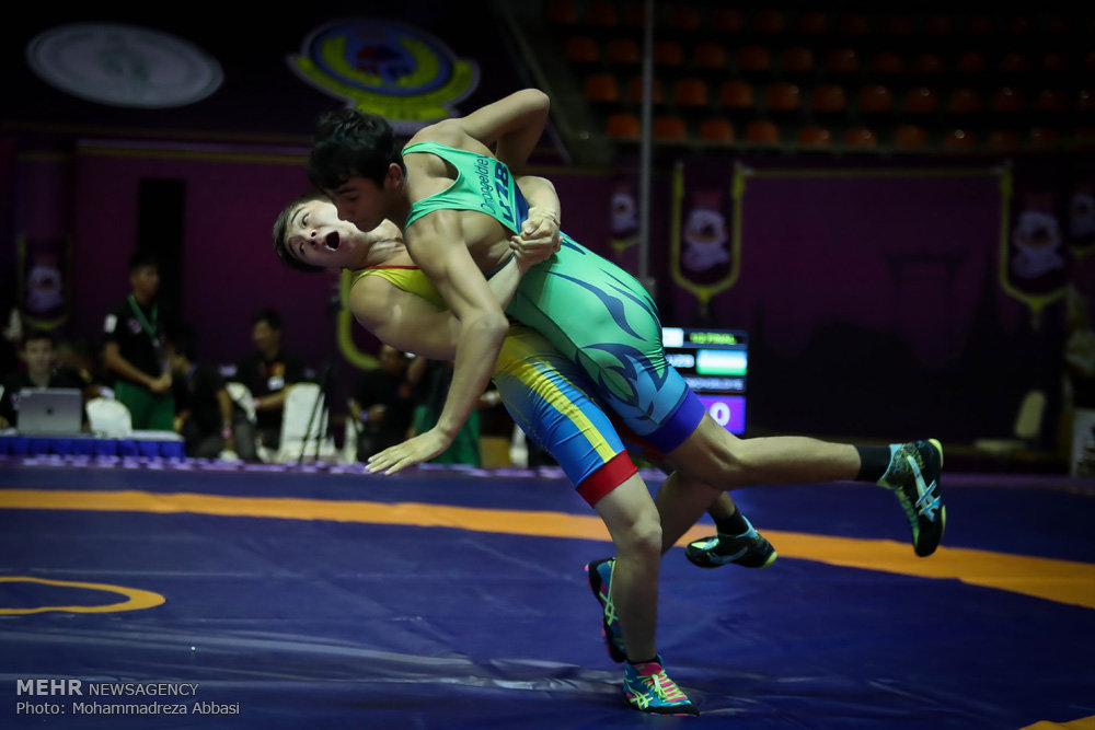 رده بندی پنج وزن نخست کشتی فرنگی مشخص شد/ ۴ مدال به ایران رسید