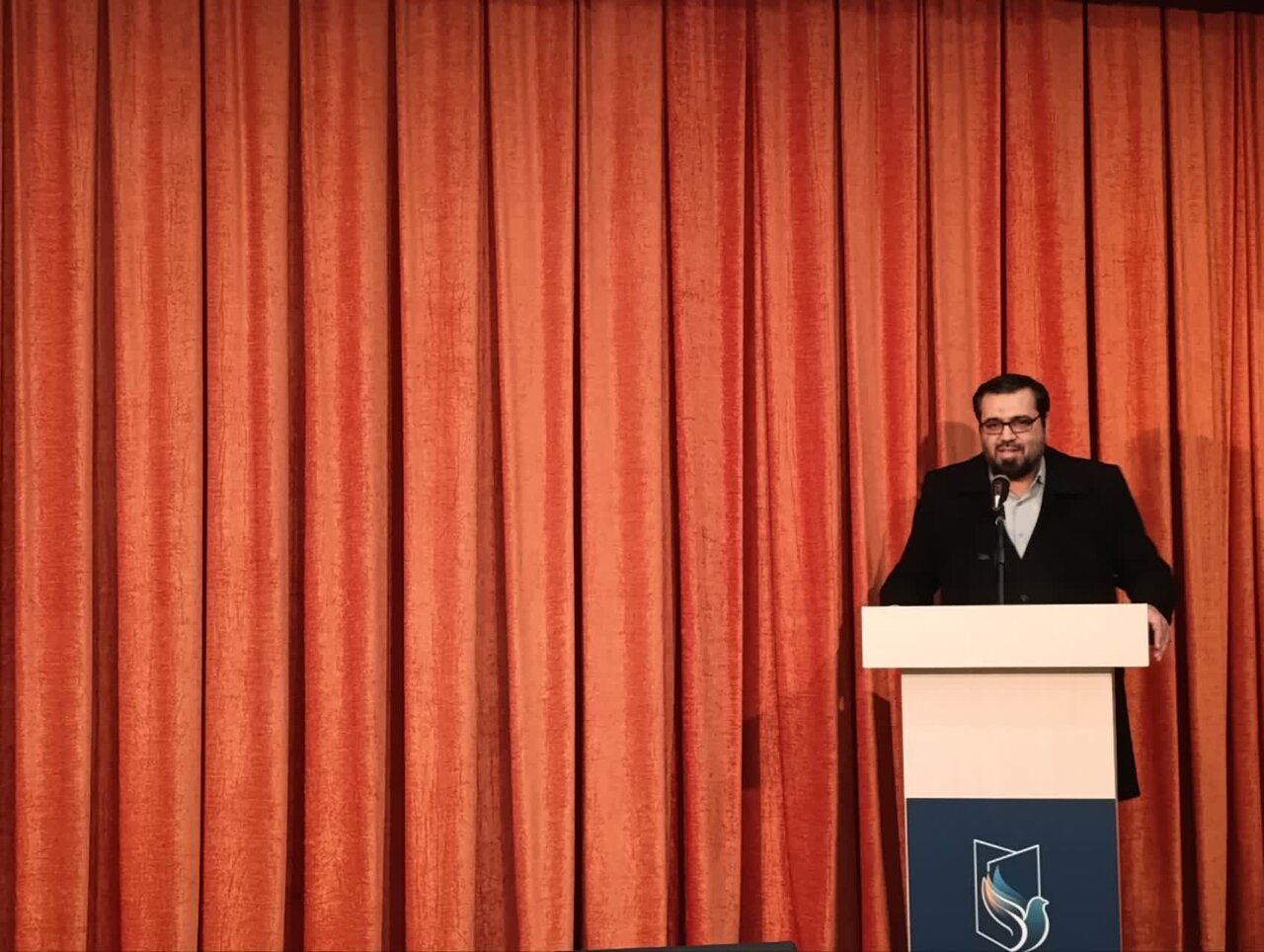 رسانهها با پرداختن به مباحث فرهنگ و هویت بومی در جامعه امیدآفرین باشند