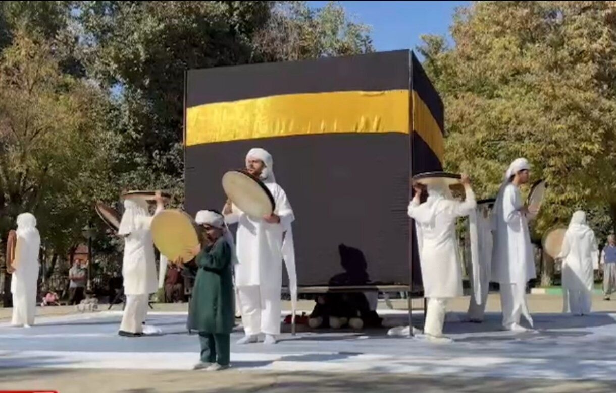 «رستاخیز» در هجدهمین جشنواره تئاتر خیابانی مریوان اجرا شد