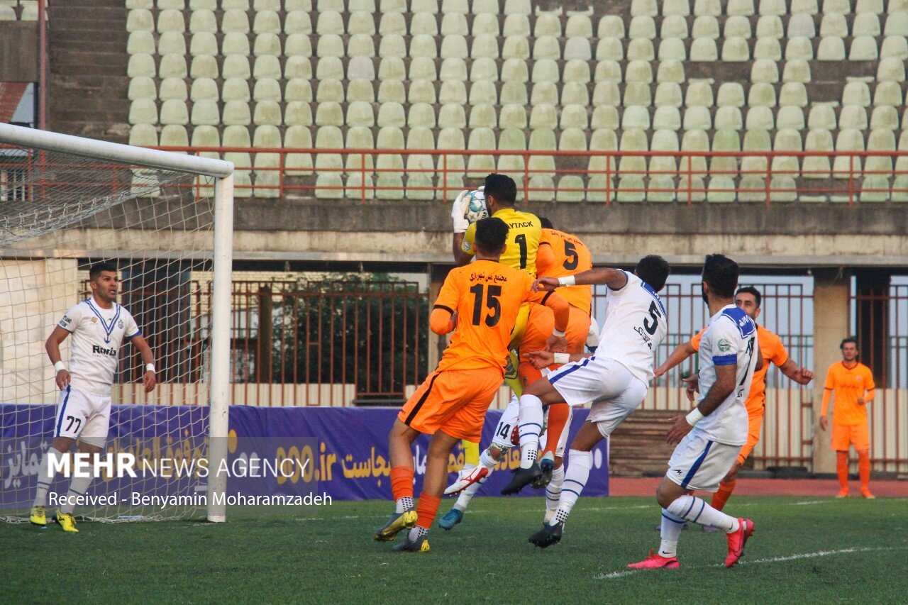 رسیدن ملوان به امتیاز ۲۰ و تداوم ناکامیهای سایپا/ قشقایی هم باخت