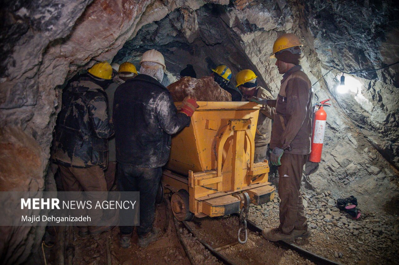 رشد اقتصاد آذربایجان غربی در بخش معدن حدود یک درصد
است