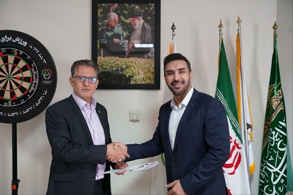 رضا ناصری سفیر ورزش همگانی شد