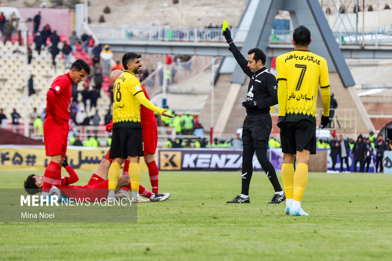 رضایت فدراسیون فوتبال از عملکرد ۶ داور + VAR !