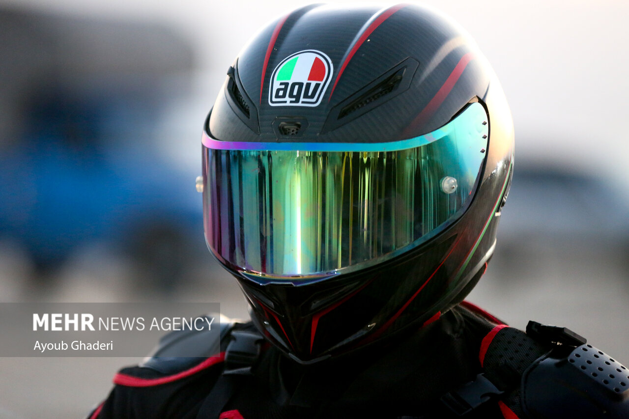 رفت و آمدهای مشکوک رئیس فدراسیون موتورسواری ارمنستان به ایران