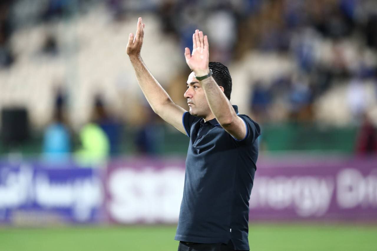 رفتار متفاوت نکونام در آغاز به کار دوباره با استقلال/دور ازحاشیه