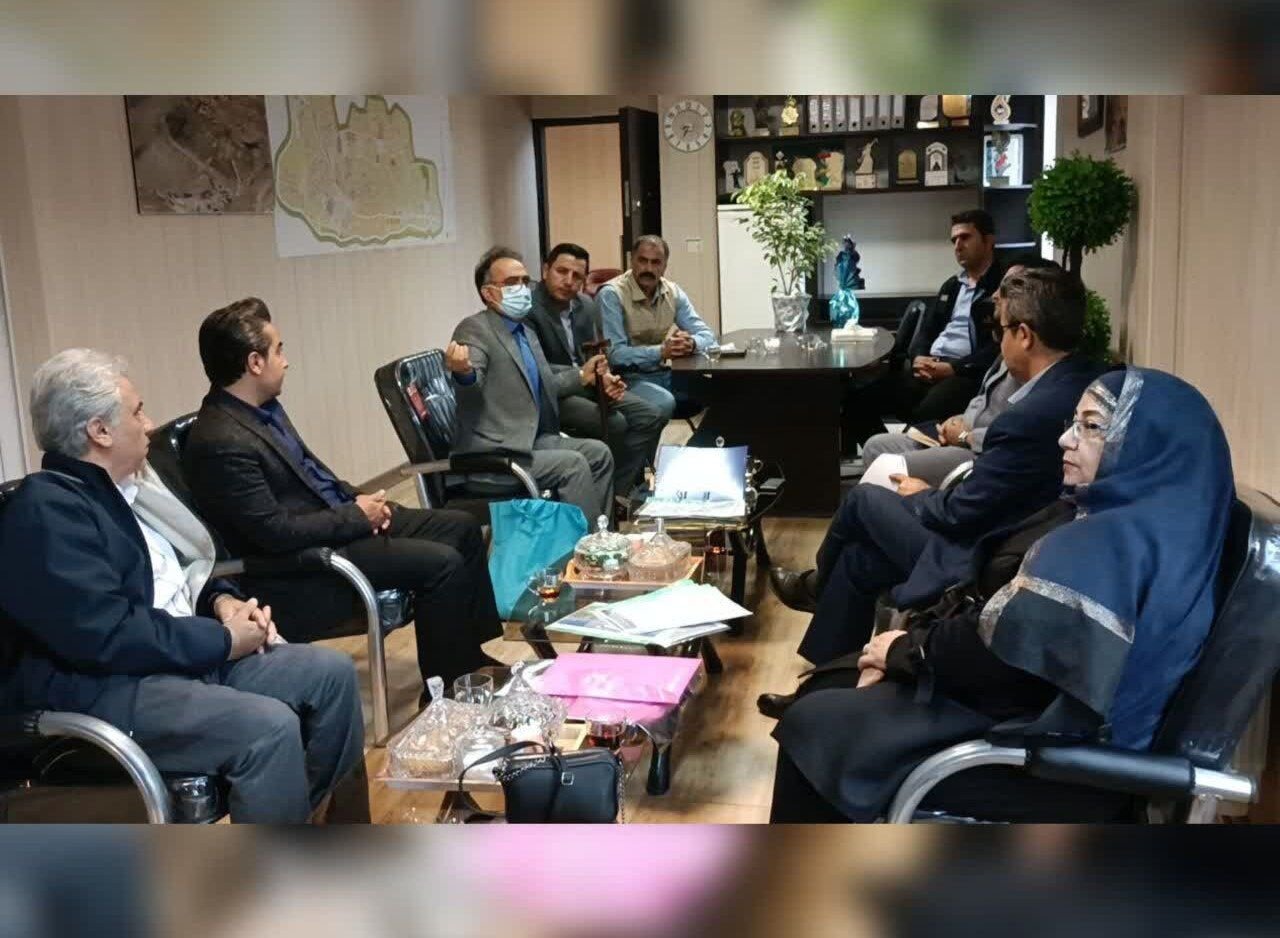 رفع موانع بهره‌برداری درمانگاه کسنزان دیواندره پیگیری می‌شود