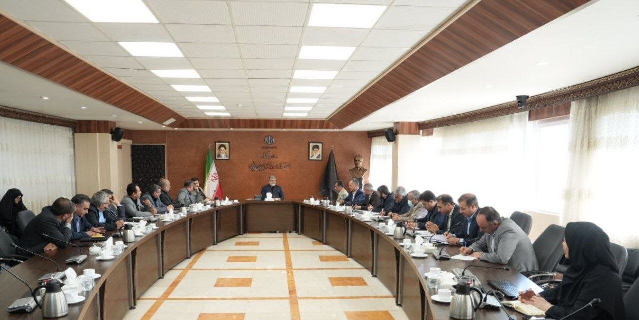 رفع موانع و مشکلات سرمایه گذاری در آزبایجان غربی تسریع
شود