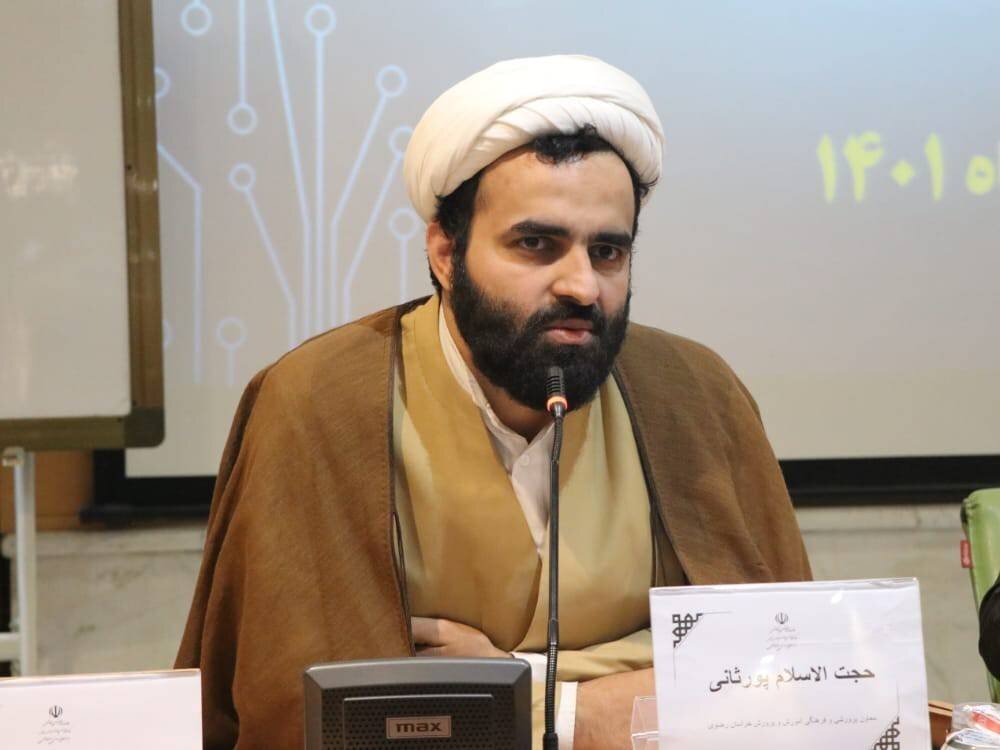 رقابت دانش آموزان در جشنواره امید فردا/ سرود یک بستر تربیتی است