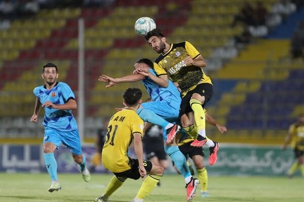رقابت نفسگیر چادرملو اردکان و خیبر خرمآباد در صدرجدول