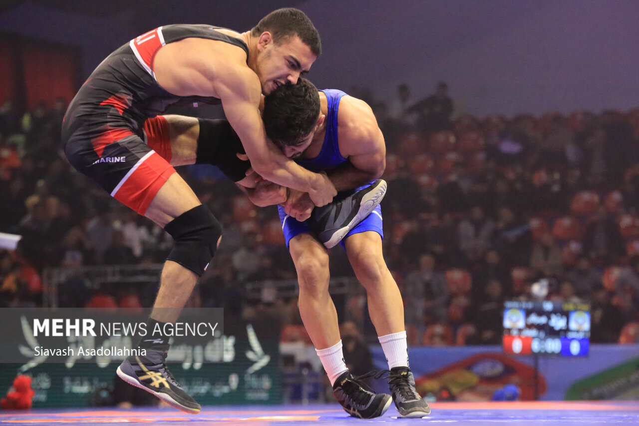 رقابت های کشتی آزاد بزرگسالان قهرمانی کشور -مازندران